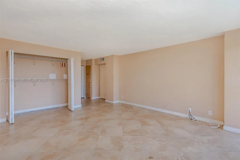 4280 Galt Ocean Dr #3B Fort Lauderdale, FL 33308