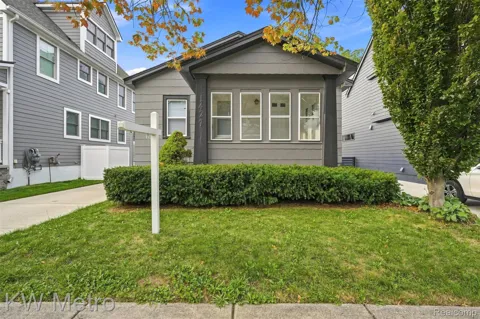 1427 Humphrey Avenue