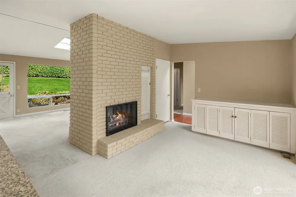 12657 NE 7th Street Bellevue, WA 98005