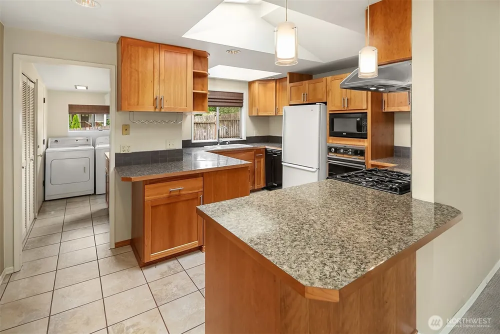 12657 NE 7th Street Bellevue, WA 98005
