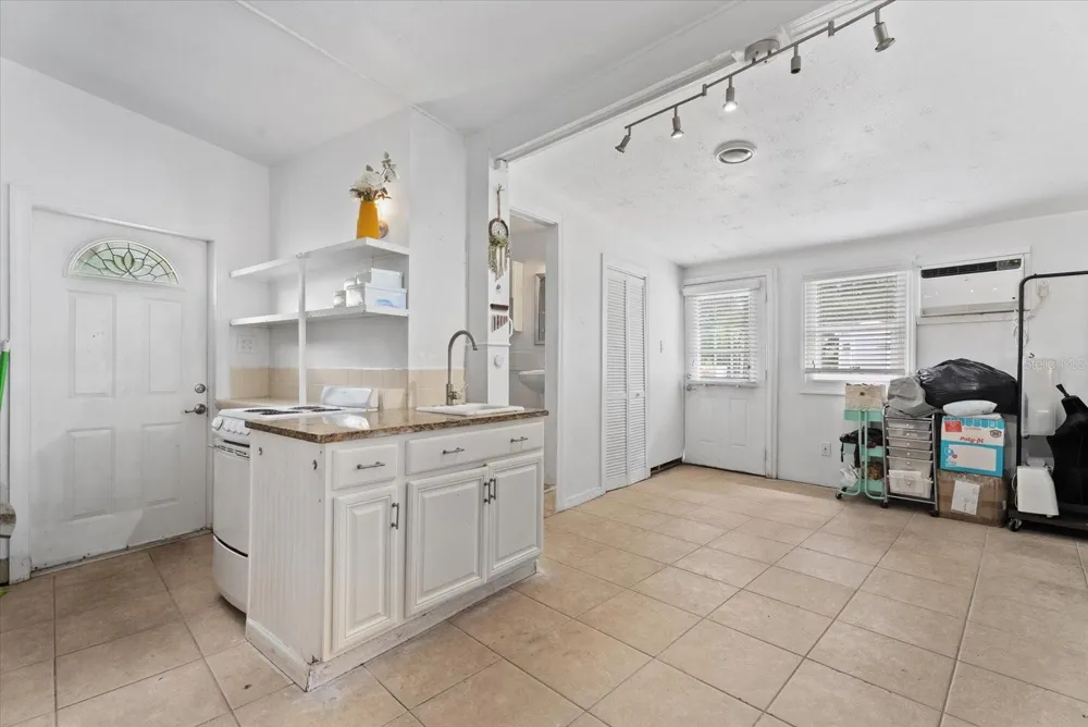 4225 SWIFT ROAD Sarasota, FL 34231