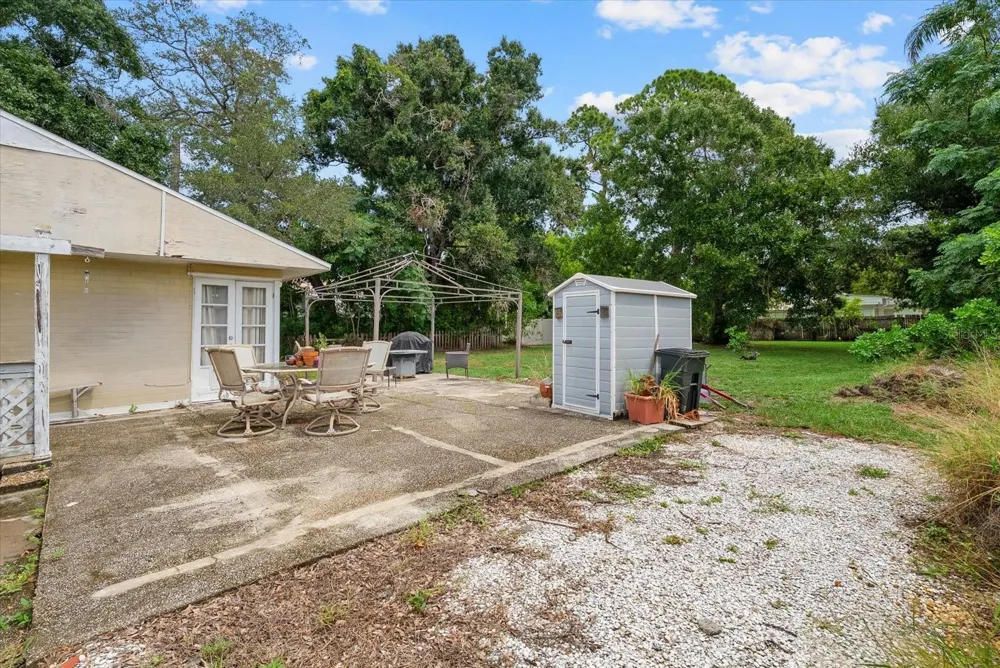 4225 SWIFT ROAD Sarasota, FL 34231