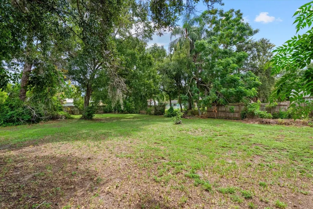 4225 SWIFT ROAD Sarasota, FL 34231