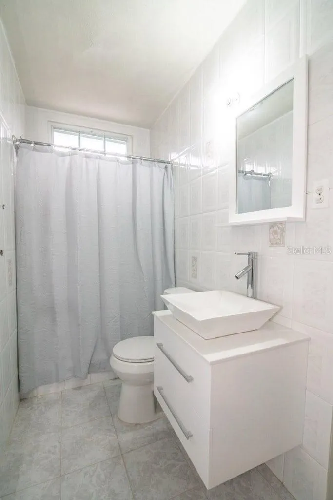 Urb La Roca ST. F 109 Fajardo, PR 00738