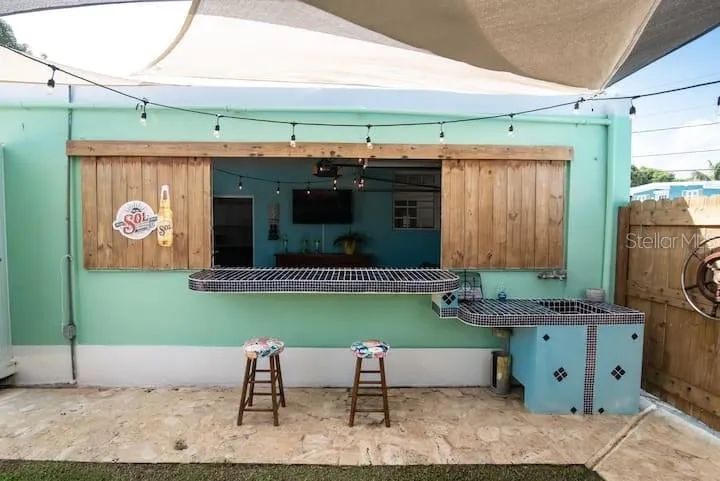 Urb La Roca ST. F 109 Fajardo, PR 00738