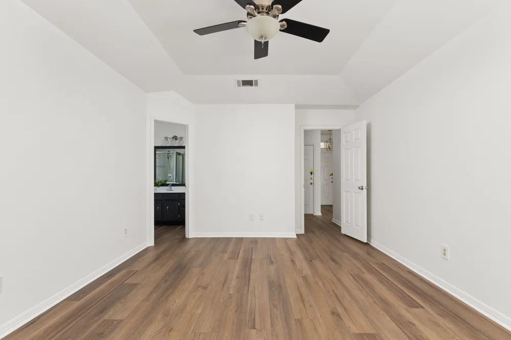 8001 Willet Trail Austin, TX 78745