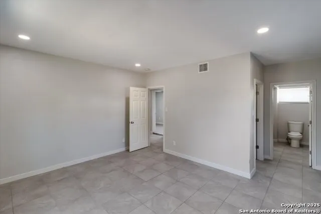 4434 Mountain Pass Von Ormy, TX 78073