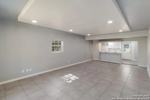 4434 Mountain Pass Von Ormy, TX 78073