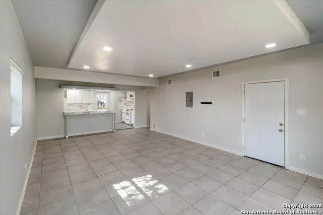4434 Mountain Pass Von Ormy, TX 78073
