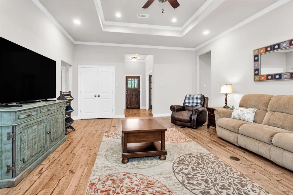 11781 Walding Road Montgomery, TX 77356
