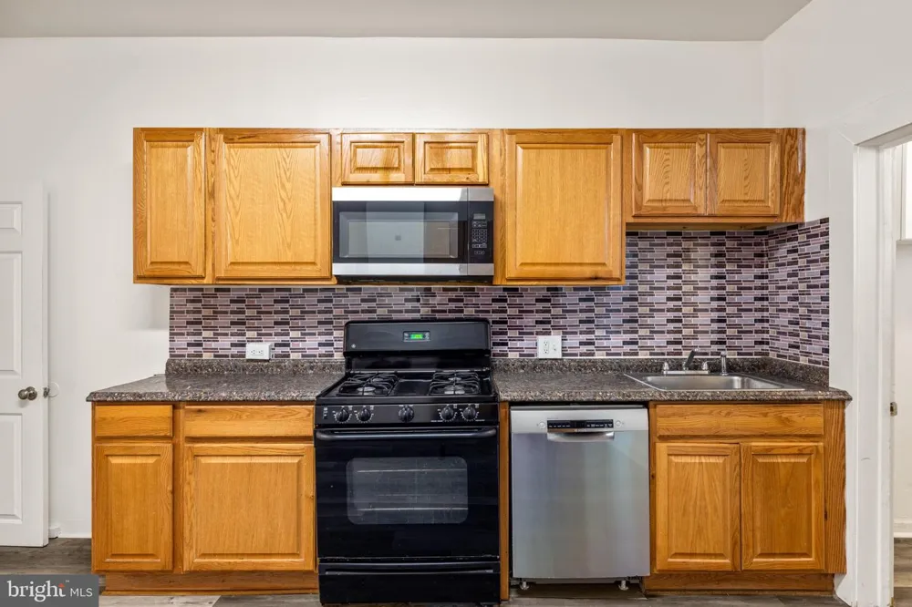 2770 THE ALAMEDA Baltimore, MD 21218