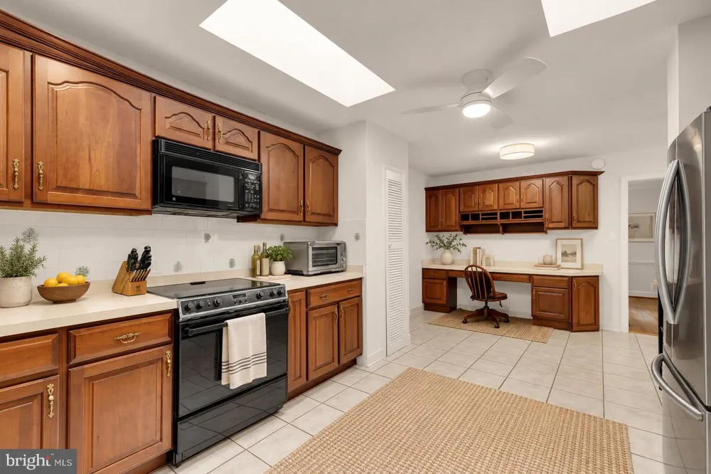 8406 HARTFORD AVENUE Silver Spring, MD 20910
