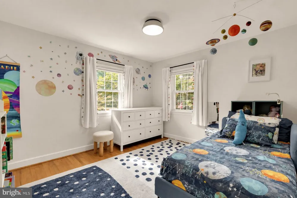 8406 HARTFORD AVENUE Silver Spring, MD 20910