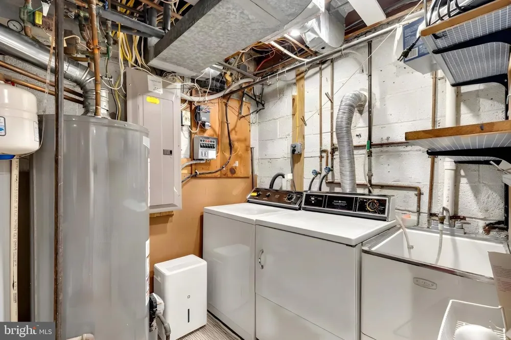 8406 HARTFORD AVENUE Silver Spring, MD 20910