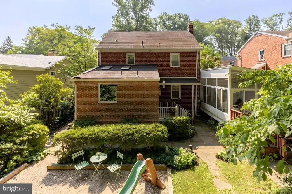 8406 HARTFORD AVENUE Silver Spring, MD 20910