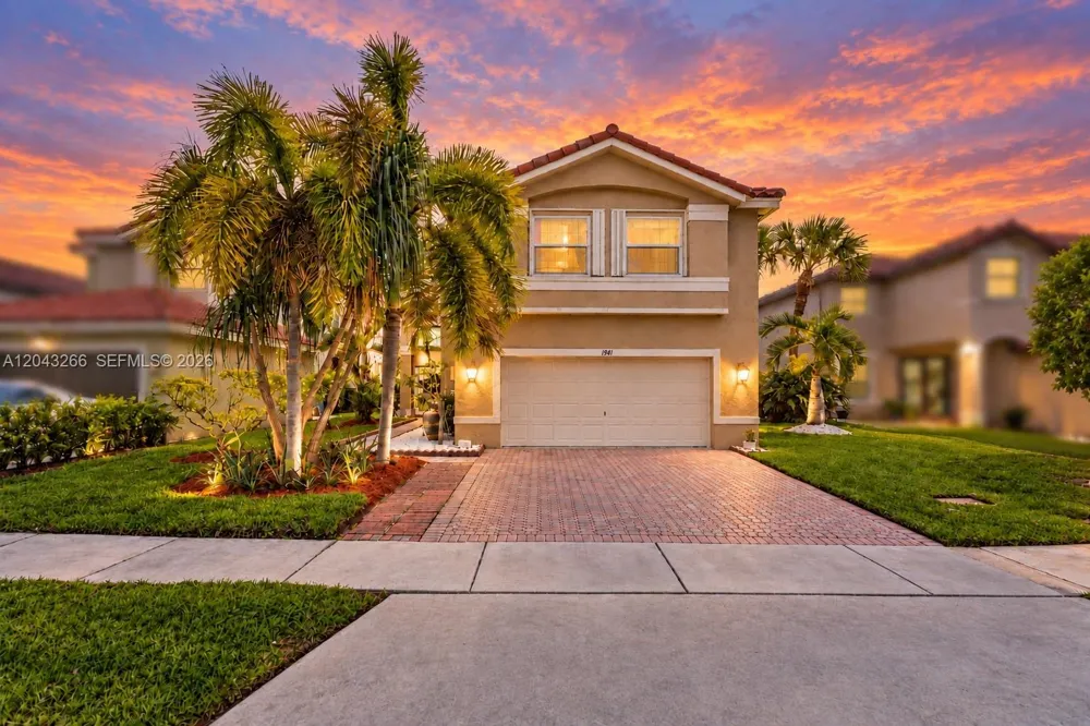 1941 SW 148th way Miramar, FL 33027