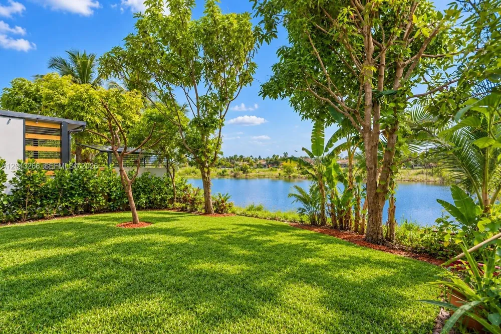 1941 SW 148th way Miramar, FL 33027