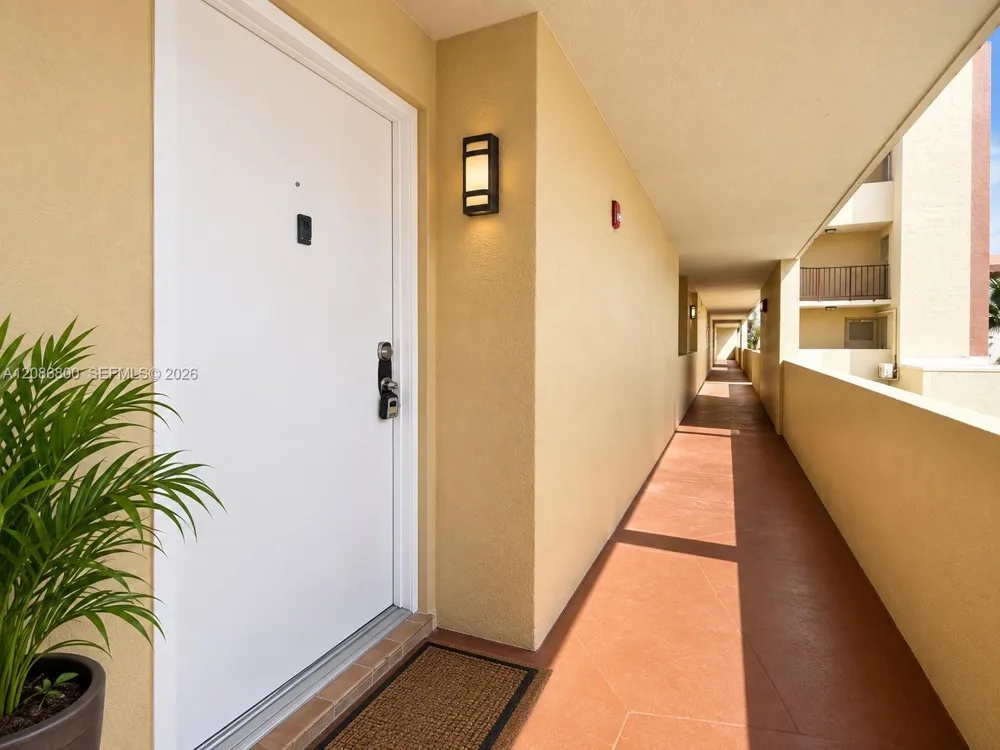 8850 Fontainebleau Blvd #203 Miami, FL 33172
