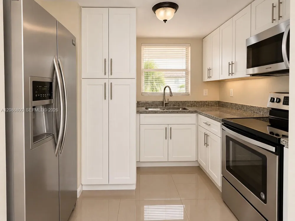 8850 Fontainebleau Blvd #203 Miami, FL 33172