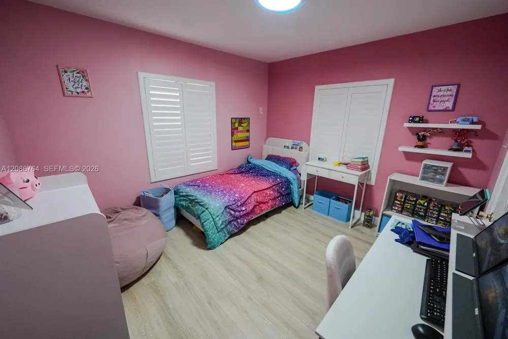 358 E 45th St Hialeah, FL 33013