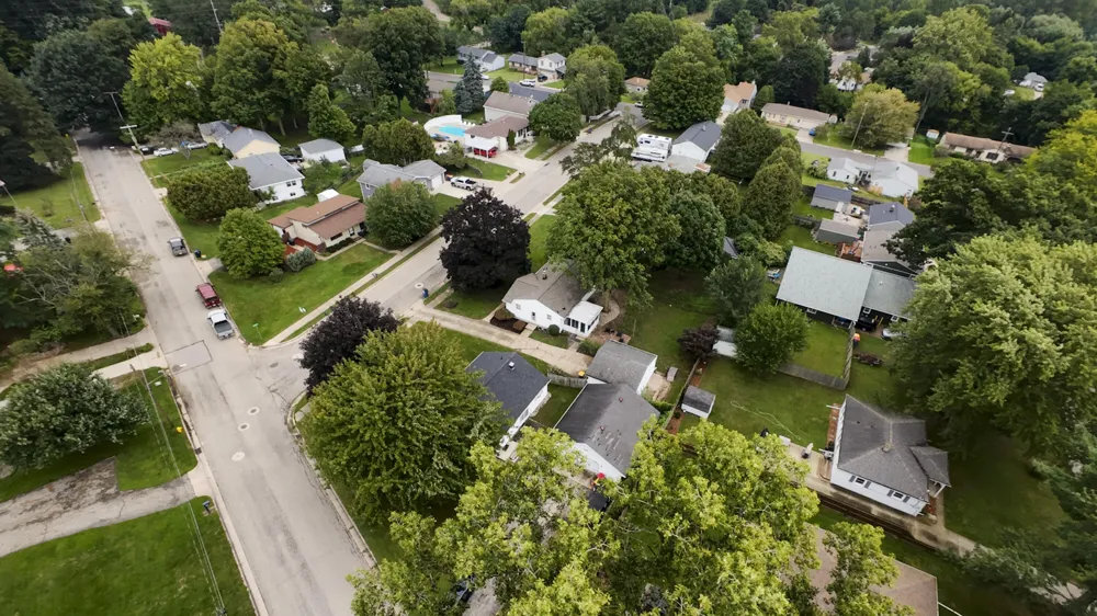 3146 Tuell Street NW Grand Rapids, MI 49504