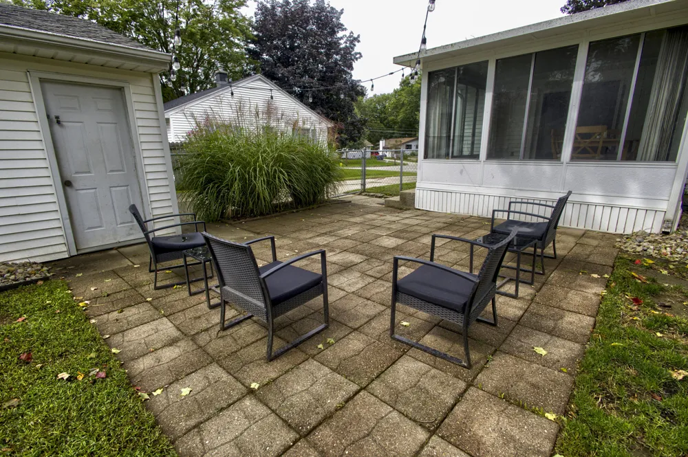 3146 Tuell Street NW Grand Rapids, MI 49504