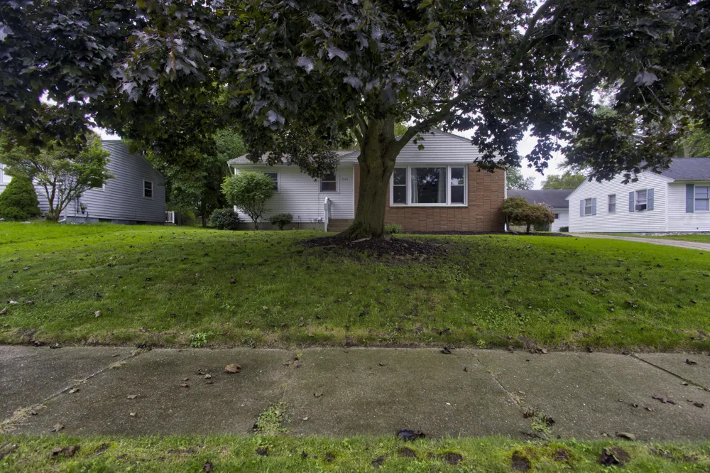 3146 Tuell Street NW Grand Rapids, MI 49504