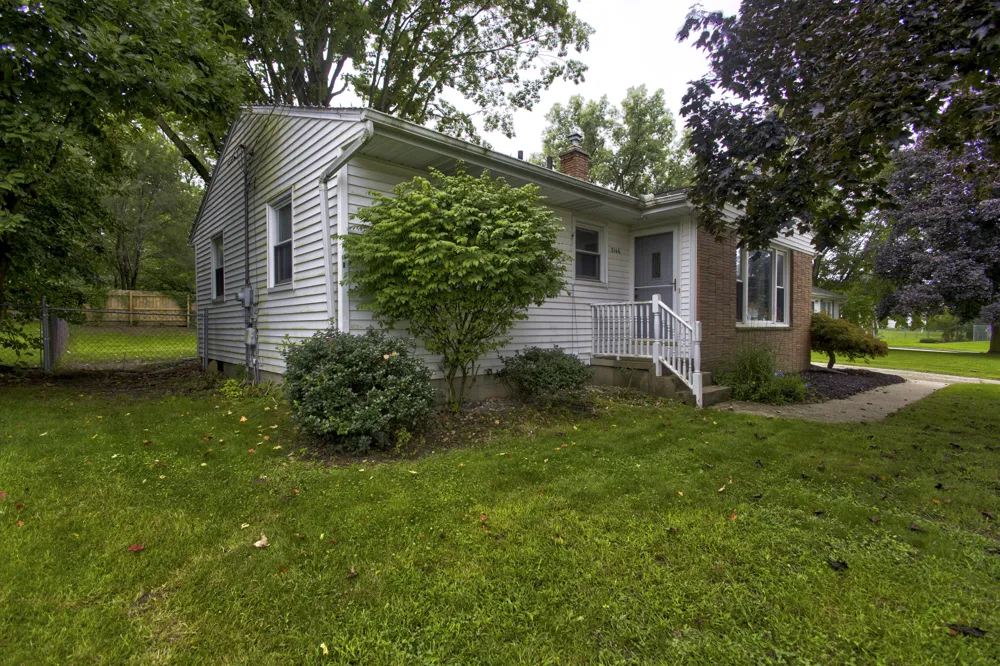 3146 Tuell Street NW Grand Rapids, MI 49504
