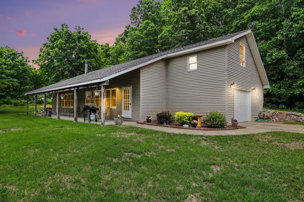 21641 Pine Lake Road Battle Creek, MI 49014