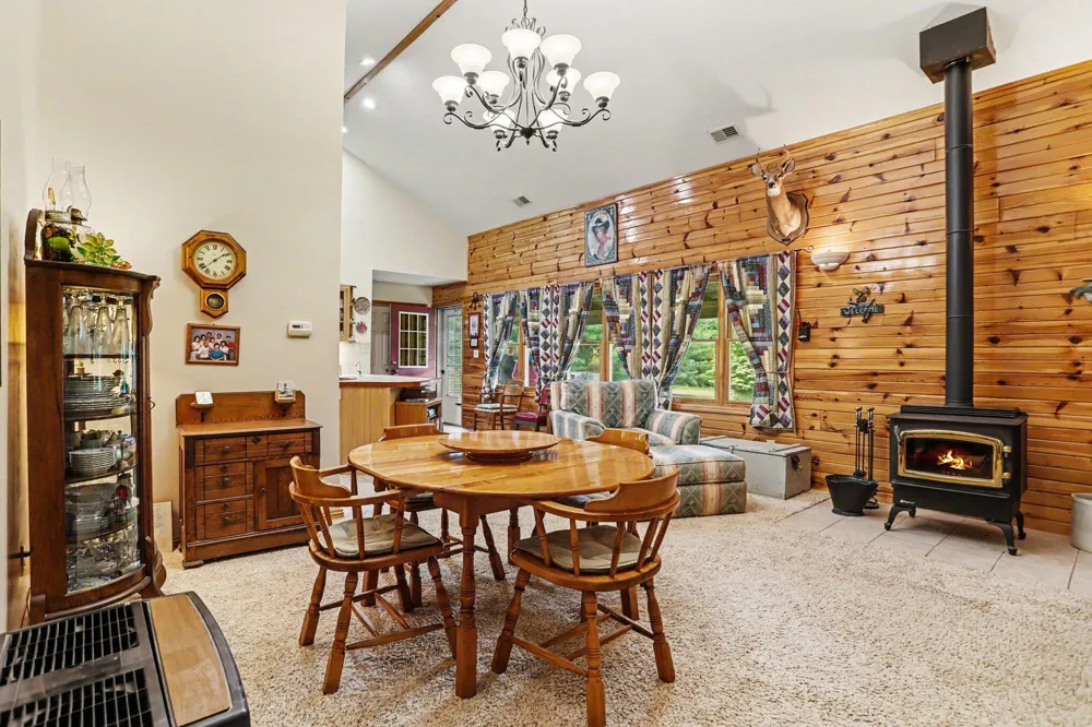 21641 Pine Lake Road Battle Creek, MI 49014