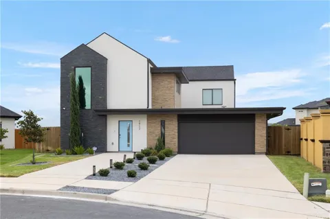 1912 Silverton Circle