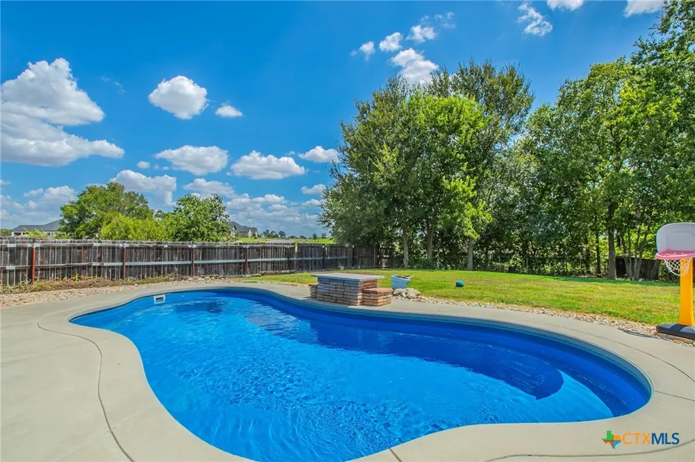 310 Ranger Blvd Salado, TX 76571