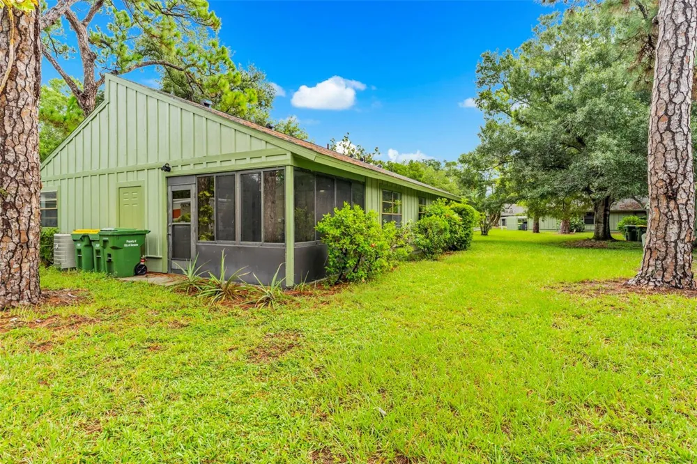 5014 BARRINGTON CIRCLE #2102 Sarasota, FL 34234