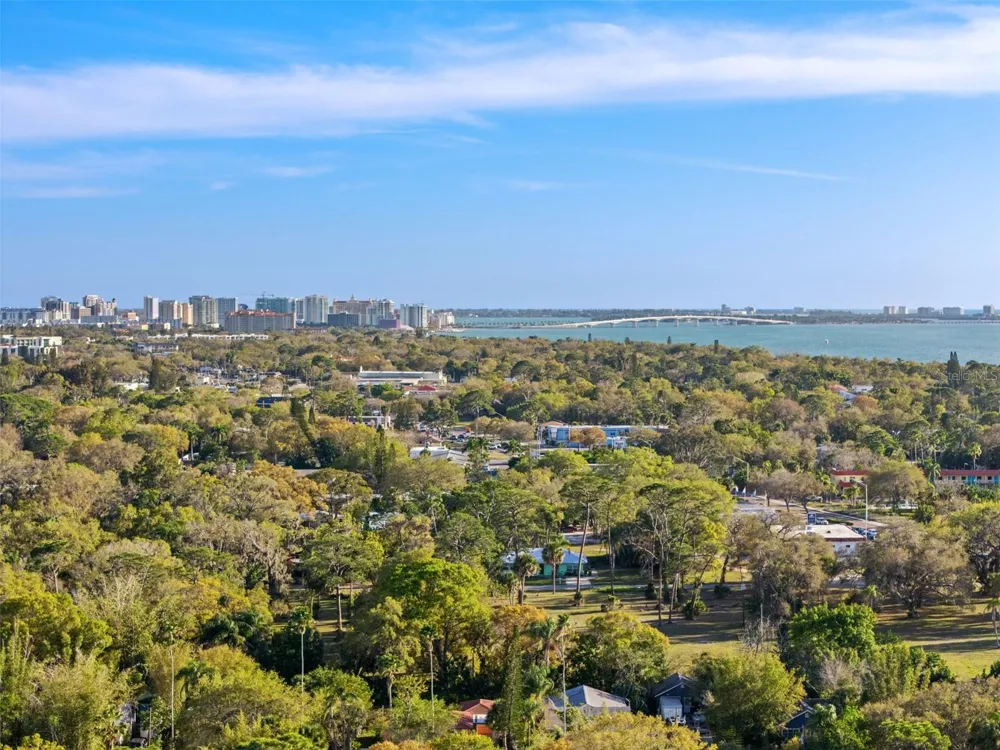 5014 BARRINGTON CIRCLE #2102 Sarasota, FL 34234