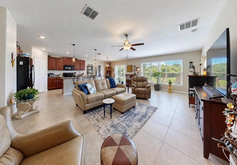 10017 CARAWAY SPICE AVENUE Riverview, FL 33578