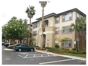 17112 CARRINGTON PARK DRIVE #902