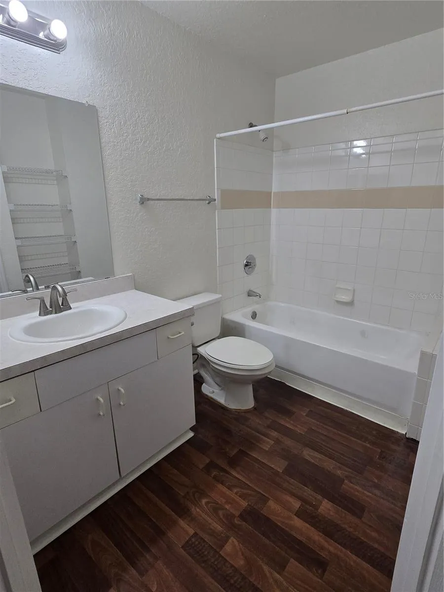 17112 CARRINGTON PARK DRIVE #902 Tampa, FL 33647
