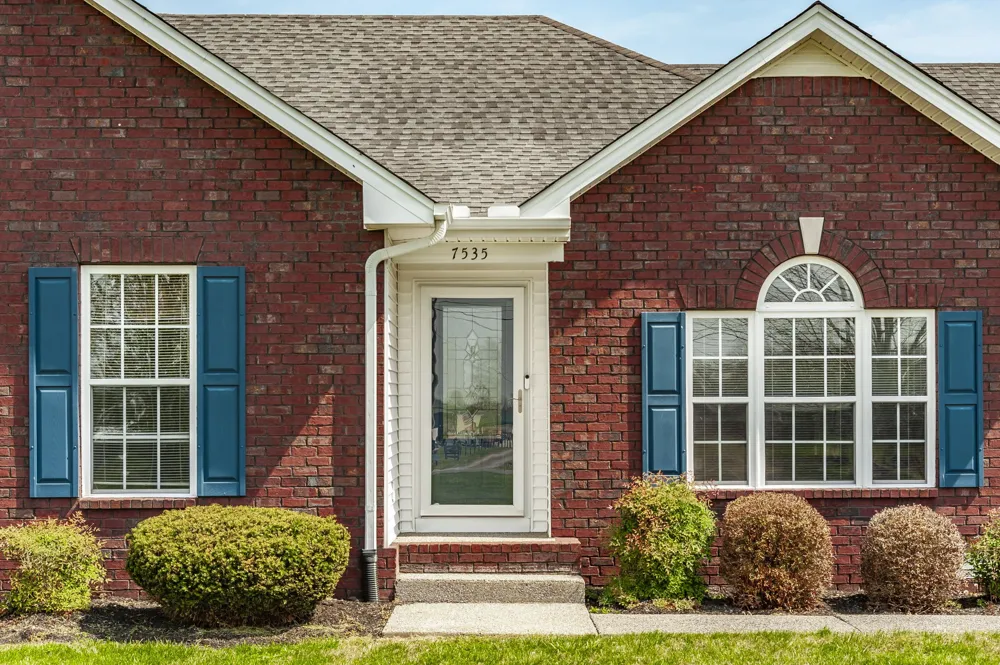 7535 Swift Rd Greenbrier, TN 37073