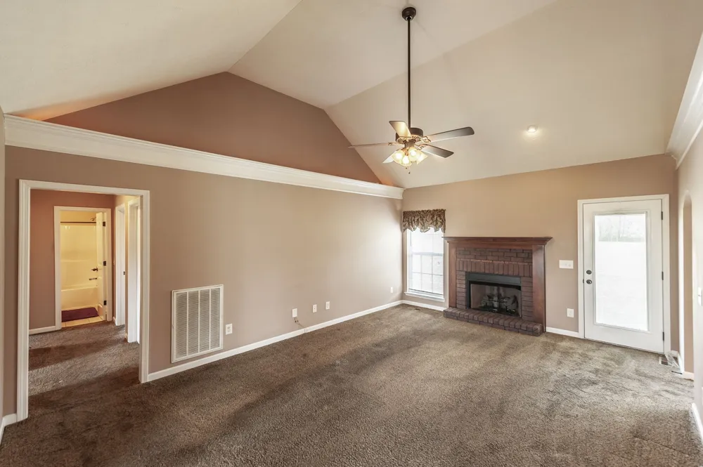 7535 Swift Rd Greenbrier, TN 37073