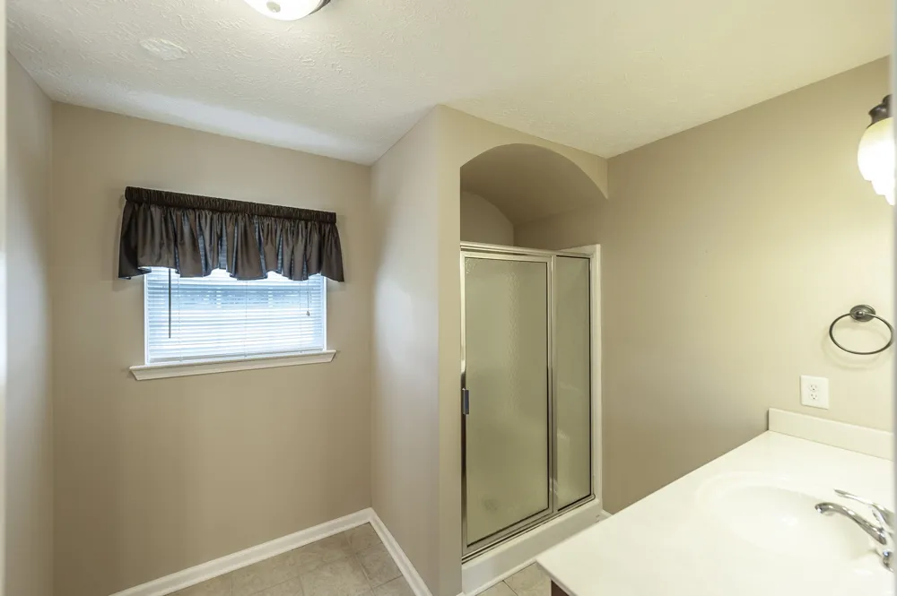 7535 Swift Rd Greenbrier, TN 37073