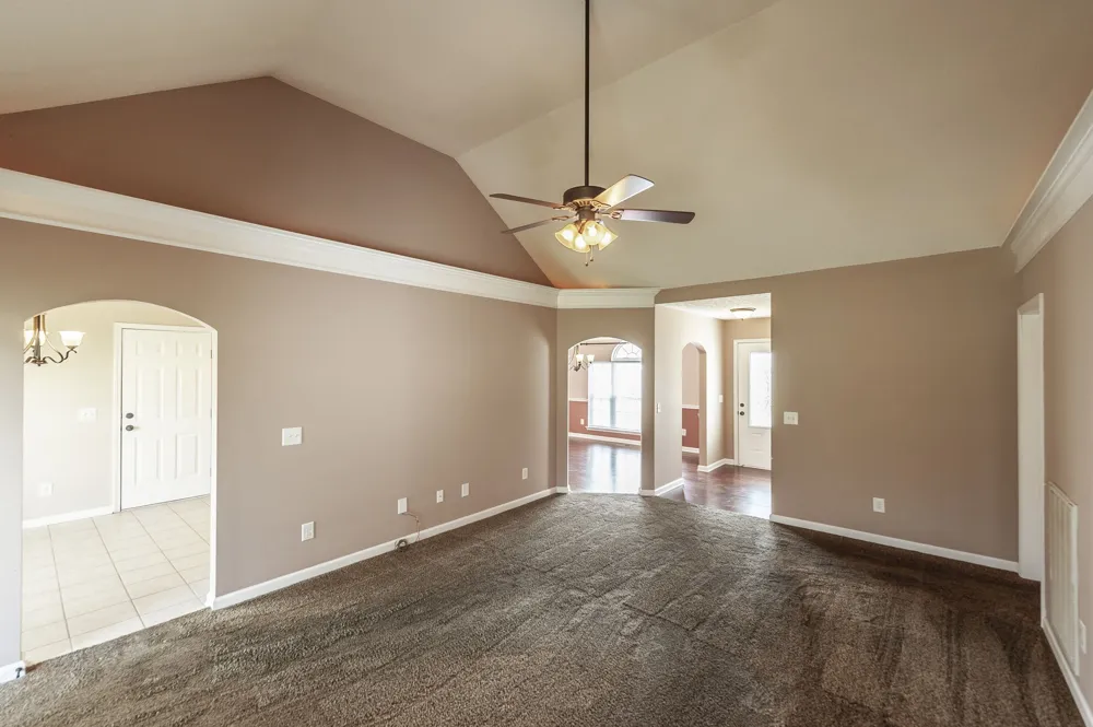 7535 Swift Rd Greenbrier, TN 37073