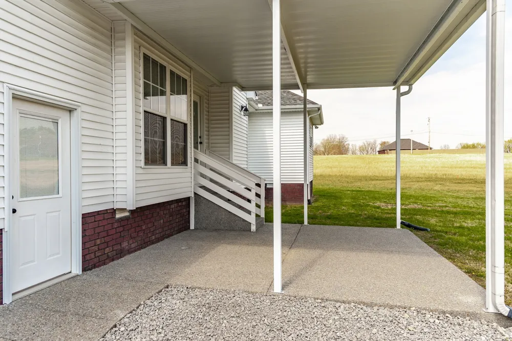 7535 Swift Rd Greenbrier, TN 37073