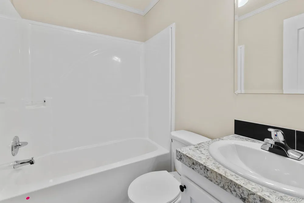 11047 Silver View Court Green Oak Township, MI 48178
