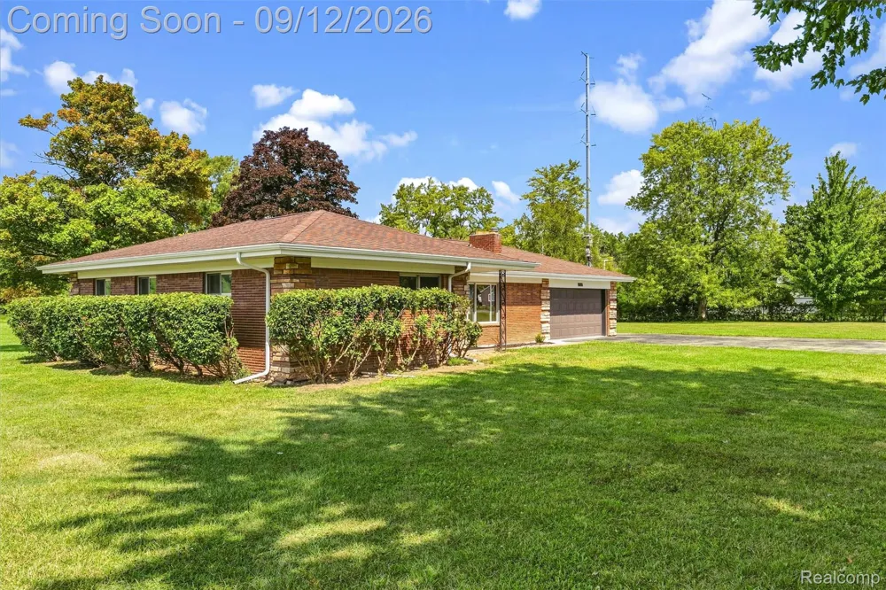 4099 E Atherton Road Burton City, MI 48519