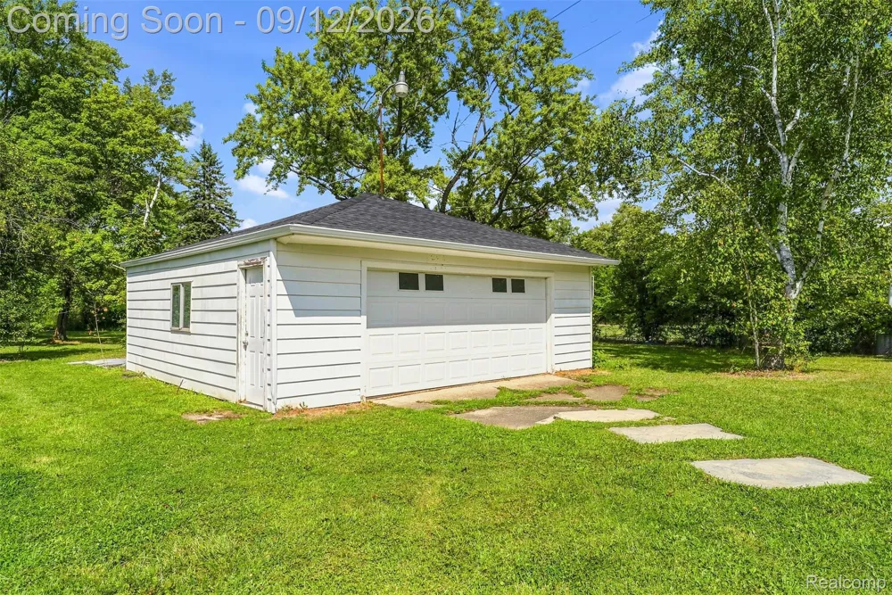 4099 E Atherton Road Burton City, MI 48519