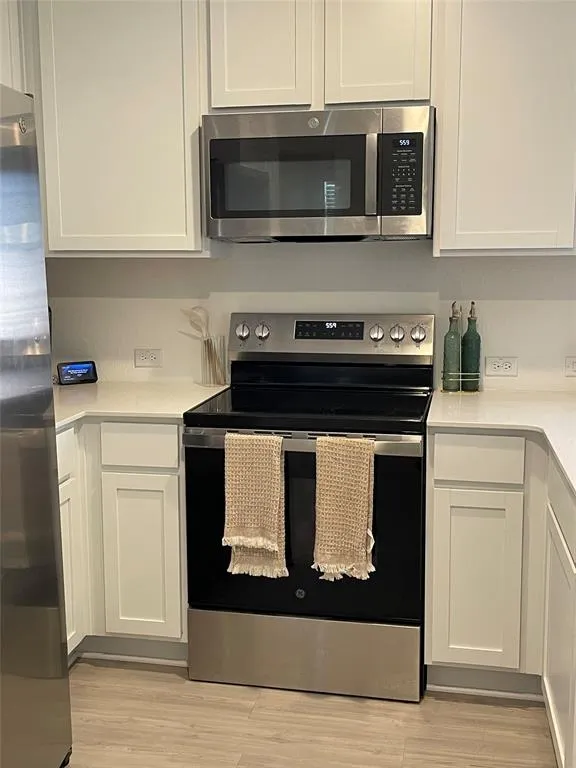 212 Marty Allen Loop Jarrell, TX 76537