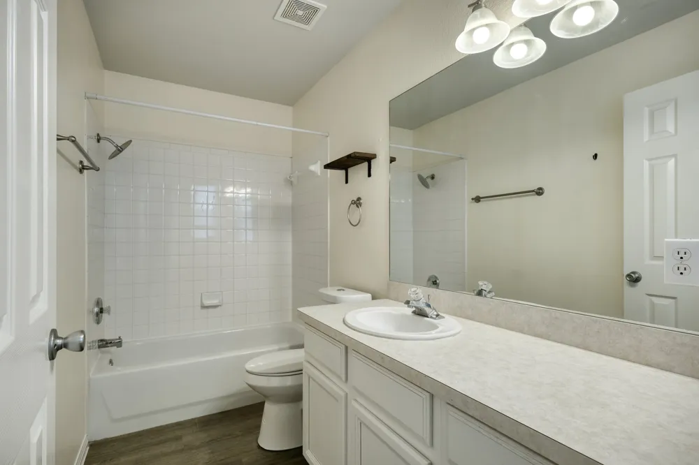 640 Fallen Oak Drive Bertram, TX 78605