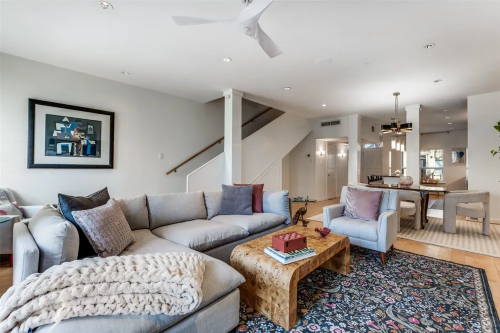 7404 W Northwest Highway #3 Dallas, TX 75225