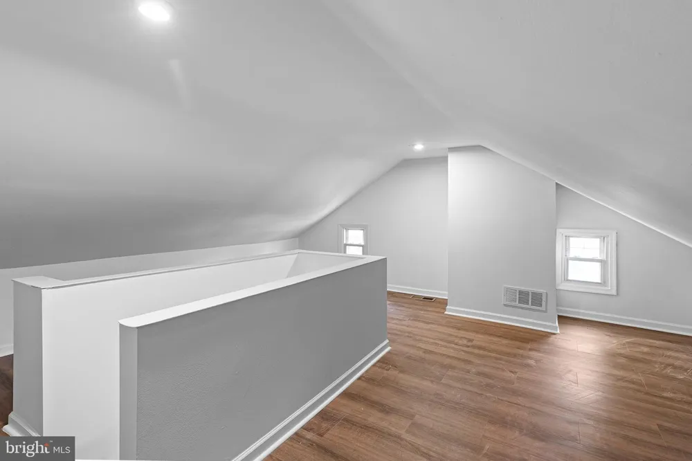 30 E MAIN STREET Christiana, DE 19702