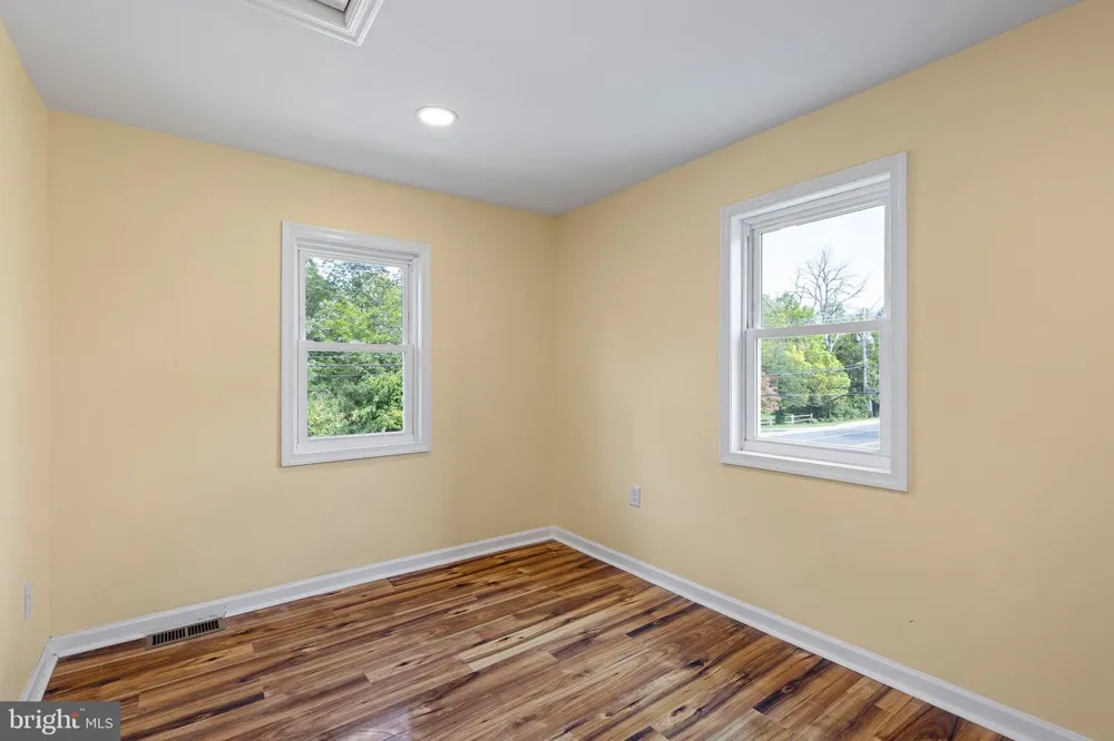 30 E MAIN STREET Christiana, DE 19702